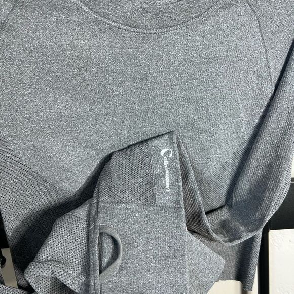 Climawear long-sleeve seamless crop top Size Small/Medium - Picture 8 of 14